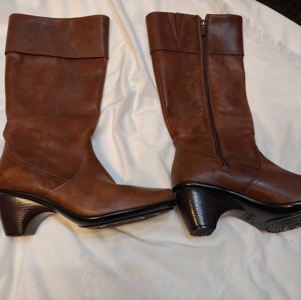Dansko Brown Leather Boots 39 / 8